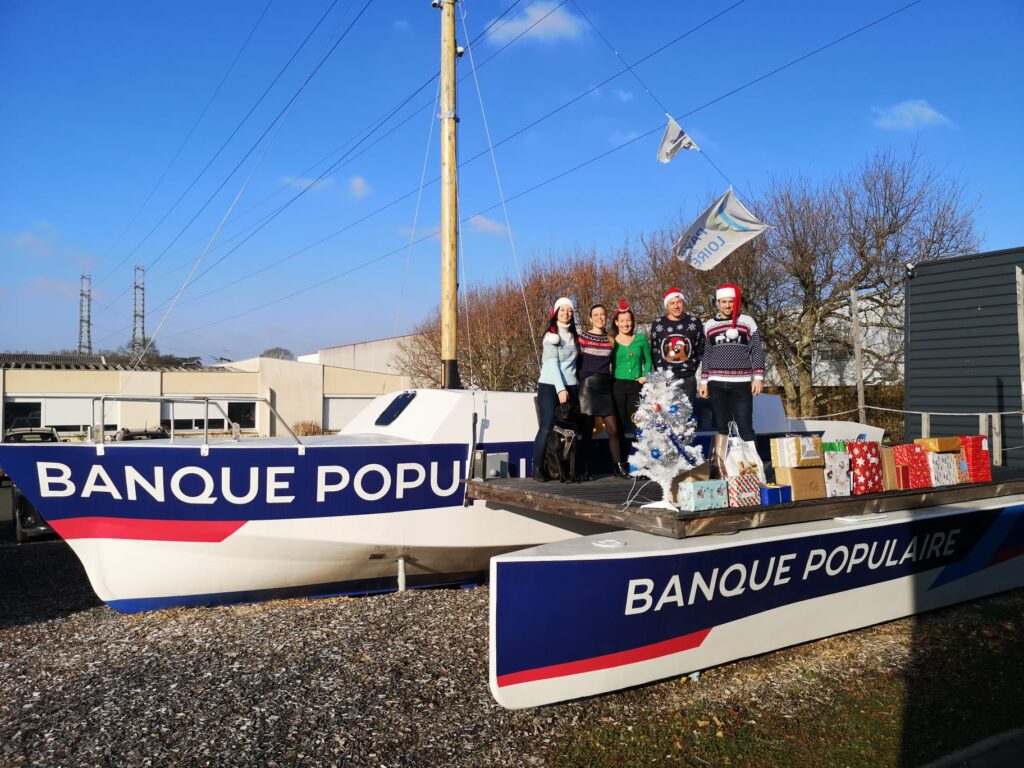 Phot de groupe sur le trimaran