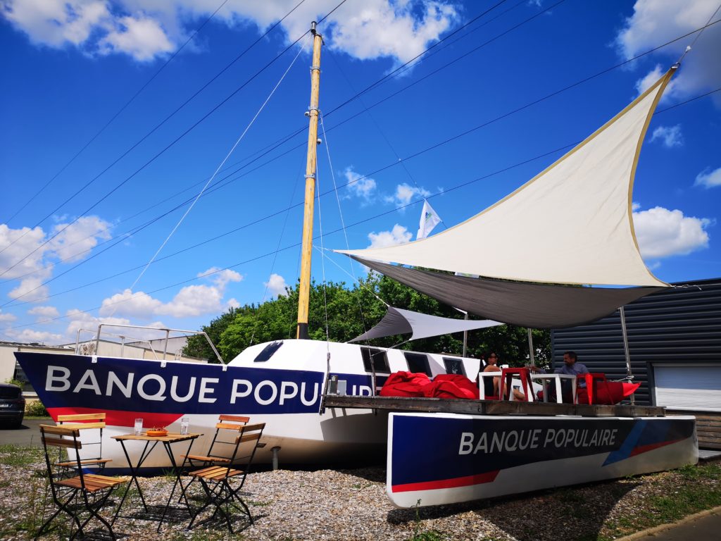 Image du trimaran, vue du devant